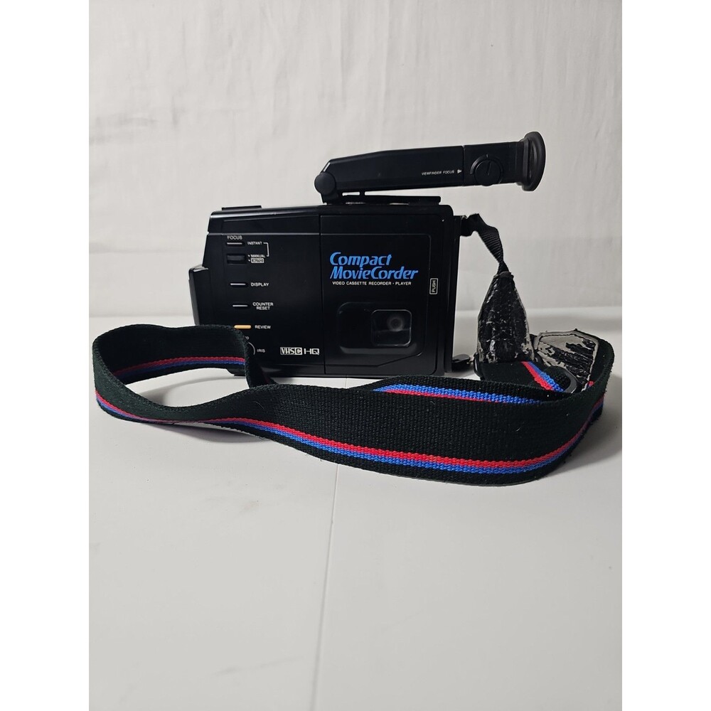 Realistic Compact MovieCorder Video Recorder Camera & Accessories Not Tested